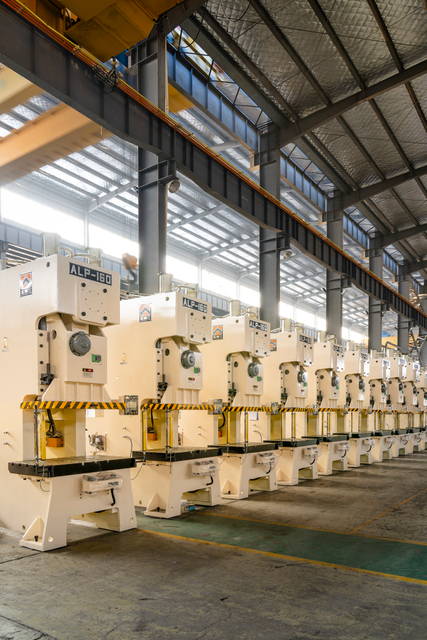 M&aacute;y &eacute;p dập kim loại M&aacute;y đột dập M&aacute;y &eacute;p điện tự động